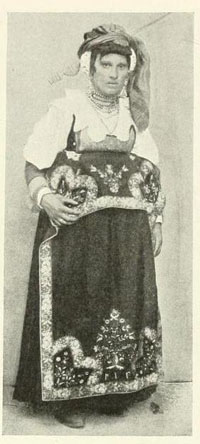 Abruzzo folk costume