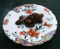 chocolate-coated roasted almonds